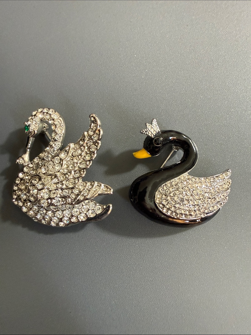 Swan brooch bundle